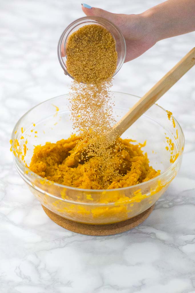 pumpkin filling with sugar